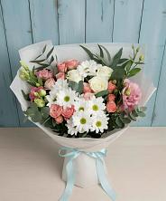 Букет цветов из:  Розы, Лизиантусы и Хризантемы в Ваулово