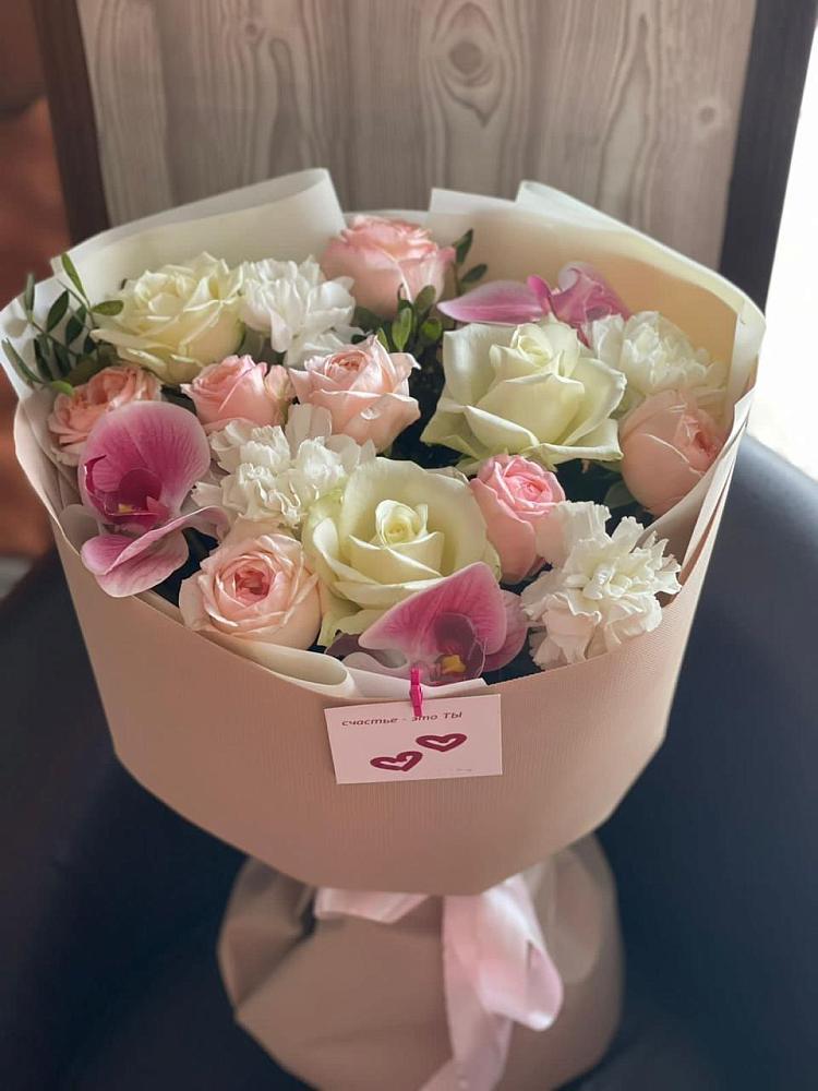 Букет цветов из: Орхидеи, Розы и Гвоздики в Ваулово