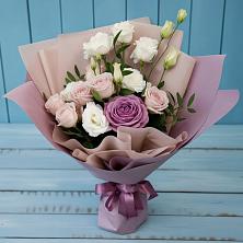 Букет цветов из:  Розы и Лизиантусы в Ваулово