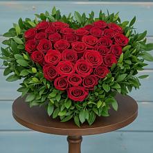 Цветочная композиция из Розы в виде сердца в Ваулово