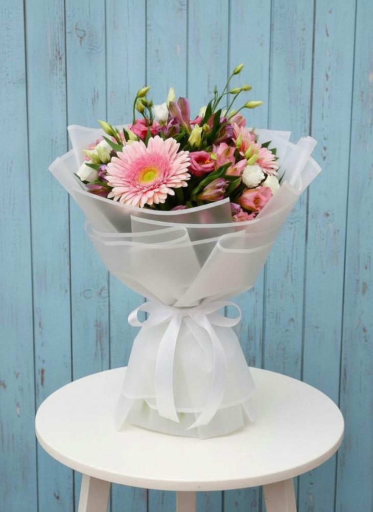 Букет цветов из: Герберы, Альстромерии и Лизиантусы в Ваулово