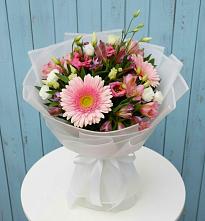 Букет цветов из:  Герберы, Альстромерии и Лизиантусы в Ваулово