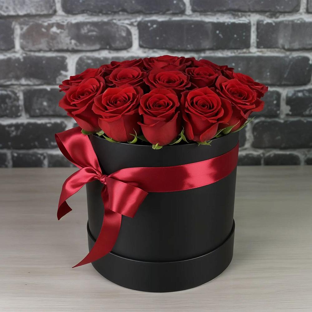 Цветочная композиция из Розы в шляпной коробке в Ваулово