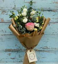 Букет цветов из:  Розы и Лизиантусы в Ваулово