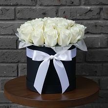 Цветочная композиция из Розы в шляпной коробке в Ваулово